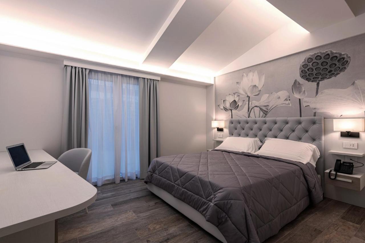 Petit Hotel Prato  Ngoại thất bức ảnh