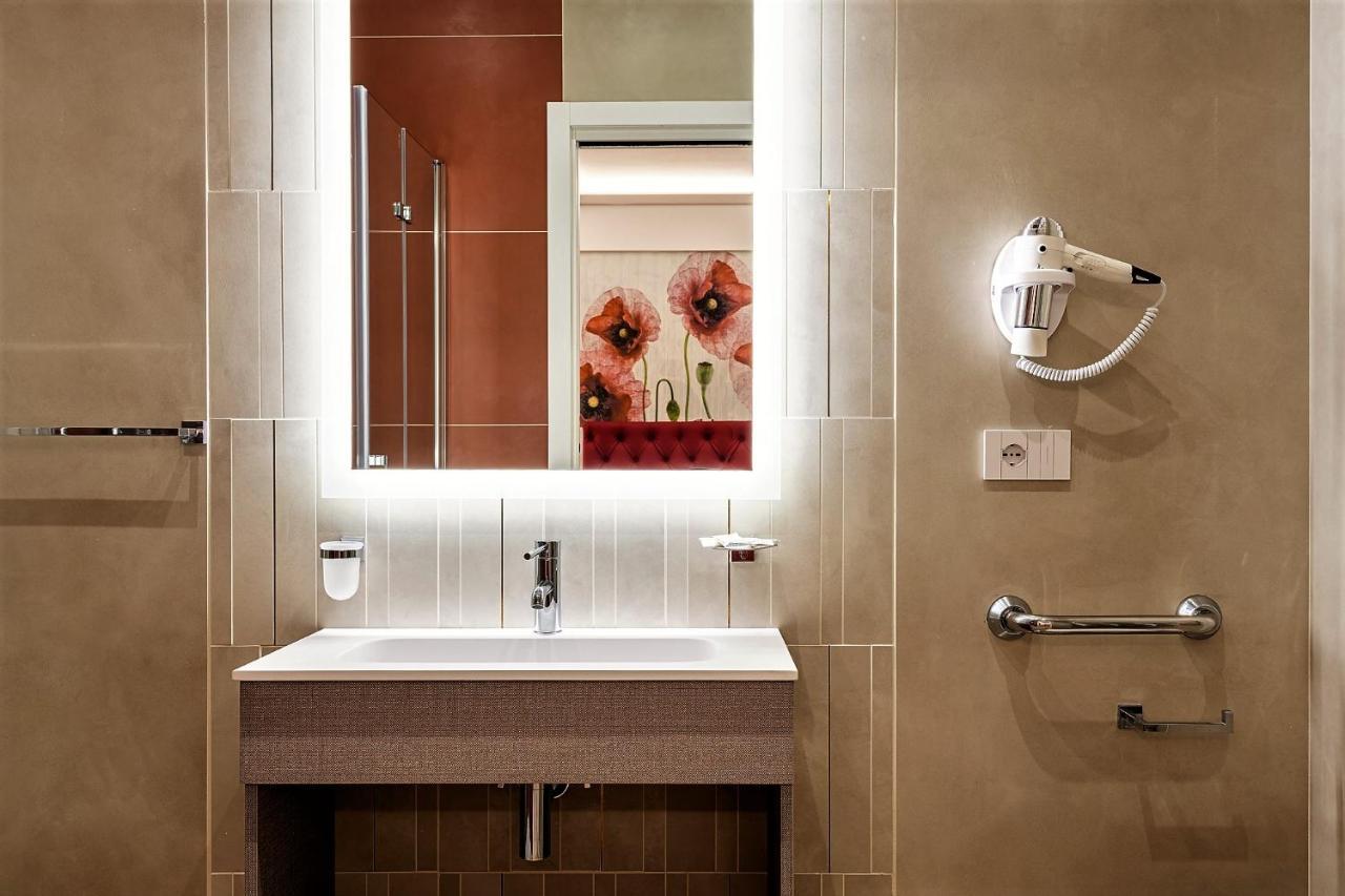 Petit Hotel Prato  Ngoại thất bức ảnh