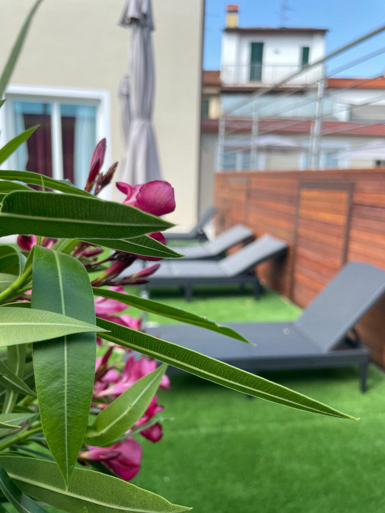 Petit Hotel Prato  Ngoại thất bức ảnh